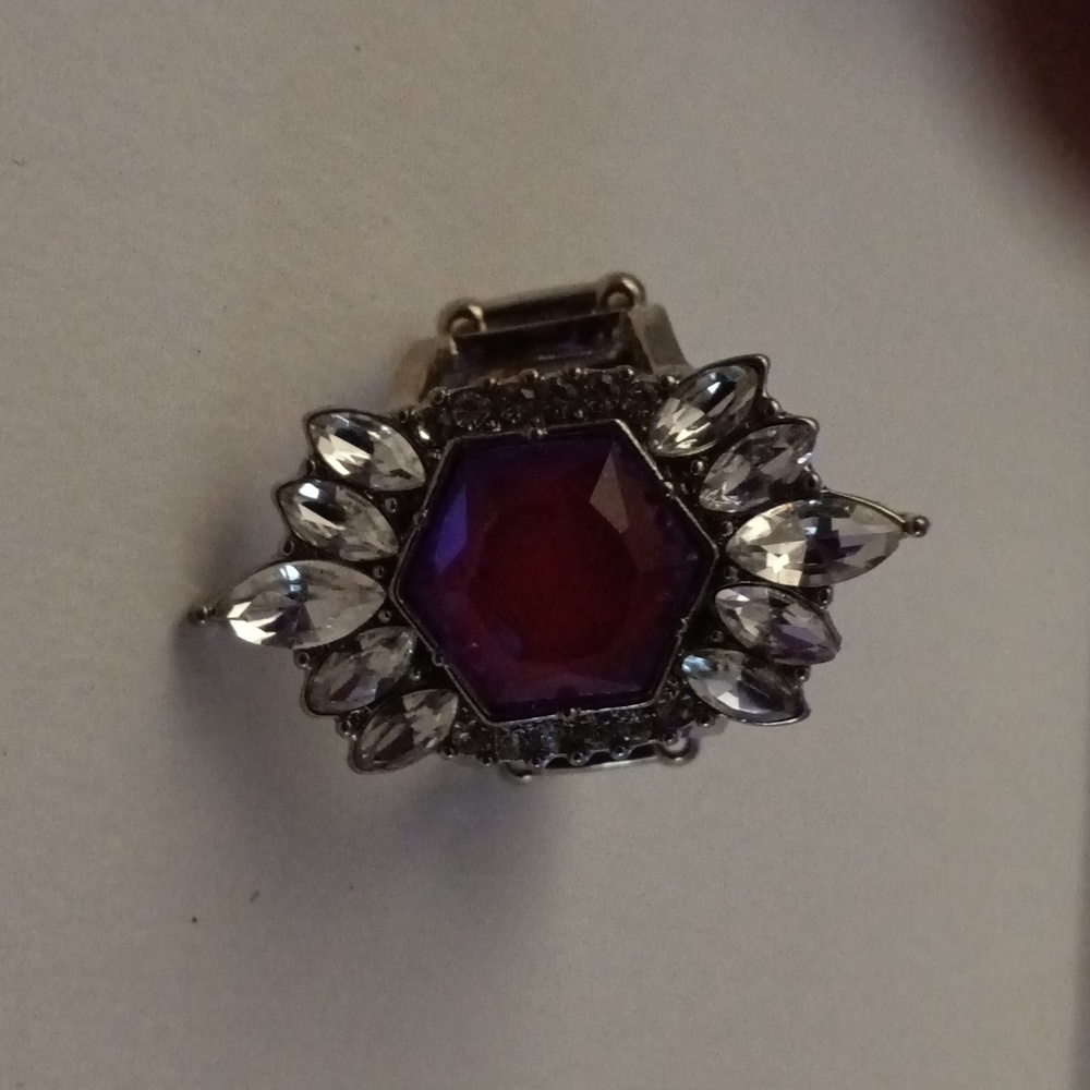 ring - Picture 3 of 3